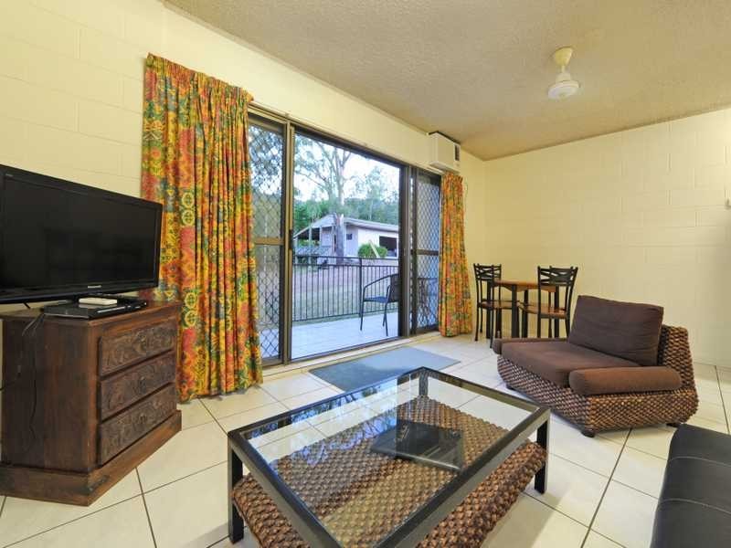 Unit 9/48 Coral Esplanade, Cannonvale QLD 4802