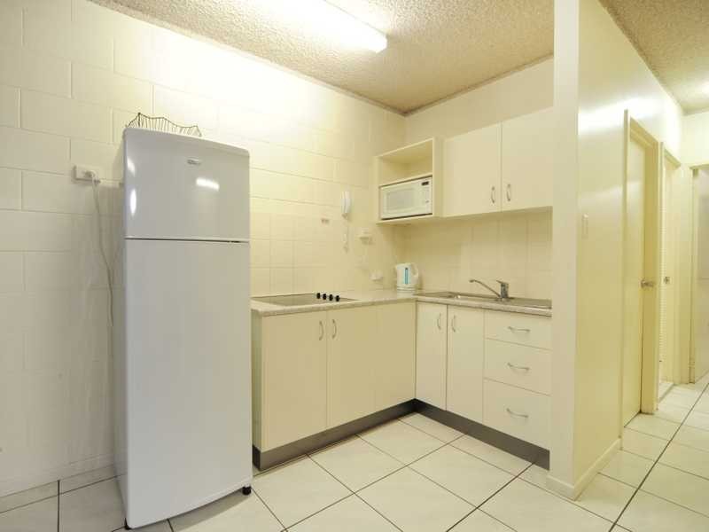 Unit 9/48 Coral Esplanade, Cannonvale QLD 4802