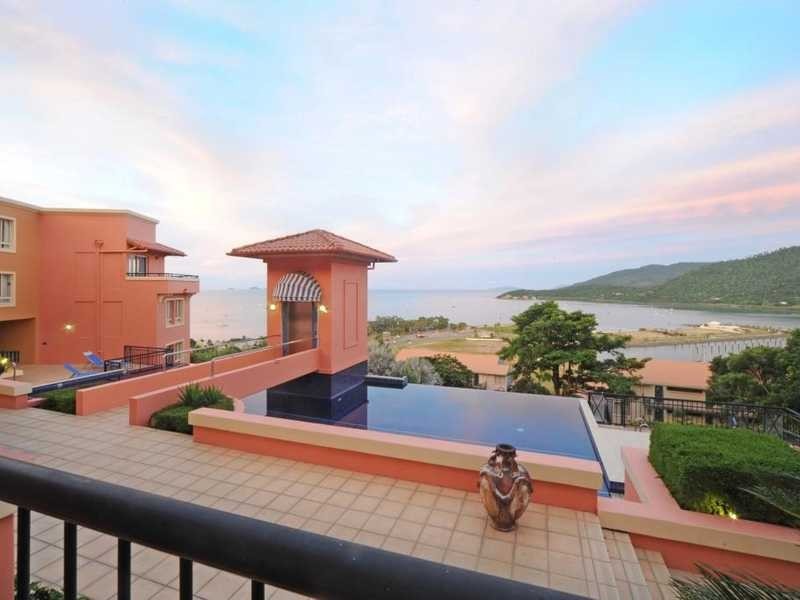 Unit 9/18 Golden Orchid Drive, Airlie Beach QLD 4802