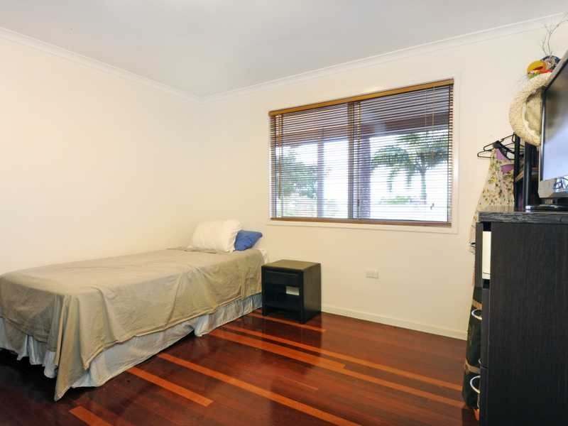 29 Manooka Drive, Cannonvale QLD 4802