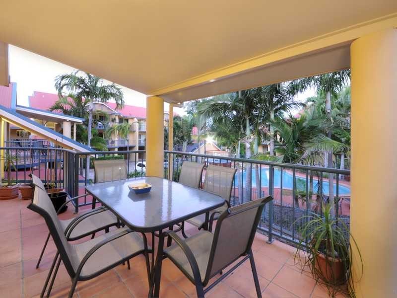 Unit 12/24 Beach Road, Cannonvale QLD 4802