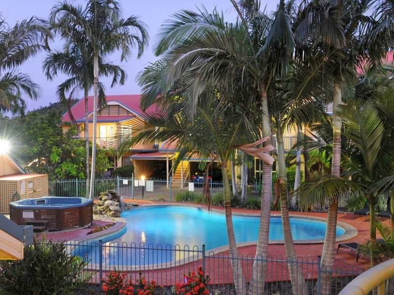 Unit 12/24 Beach Road, Cannonvale QLD 4802