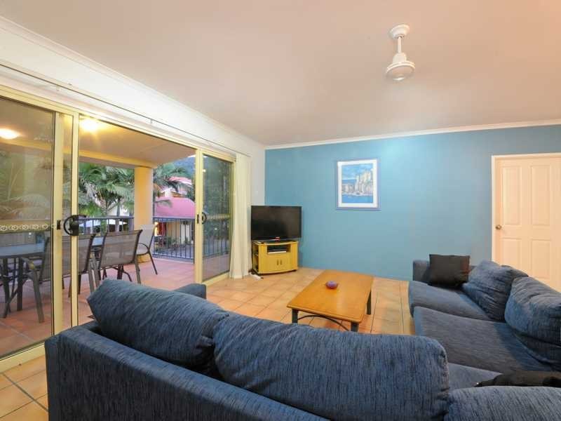 Unit 12/24 Beach Road, Cannonvale QLD 4802