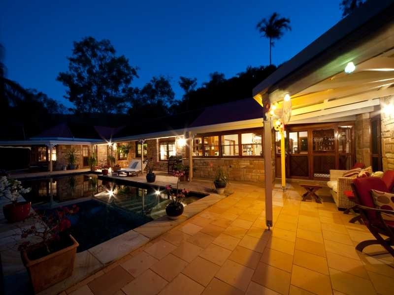 31A Manooka Drive, Cannonvale QLD 4802