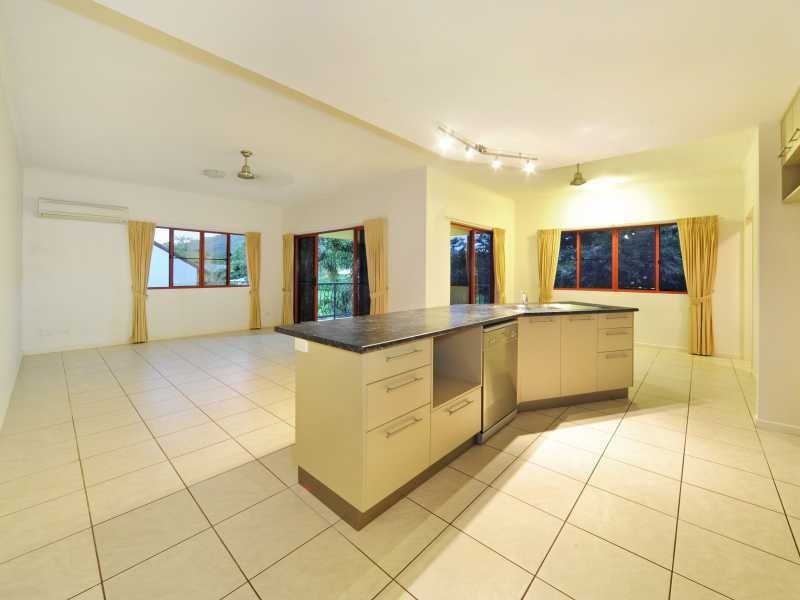 Unit/4/11 Maeva Street, Jubilee Pocket QLD 4802