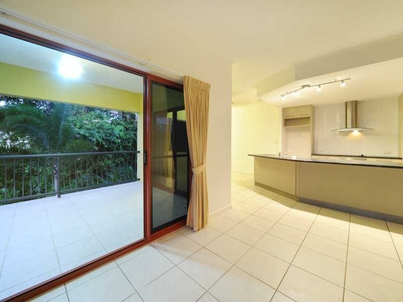 Unit/4/11 Maeva Street, Jubilee Pocket QLD 4802