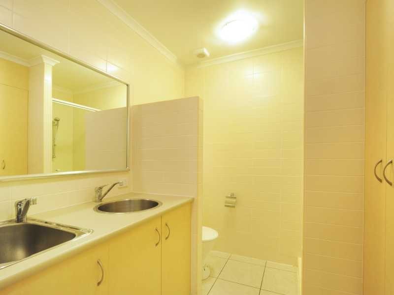 Unit/4/11 Maeva Street, Jubilee Pocket QLD 4802