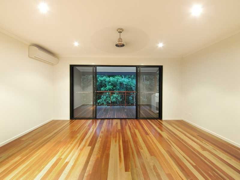 Unit 2/3-5 Seaview Drive, Airlie Beach QLD 4802