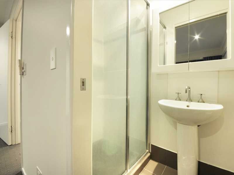 Unit 2/3-5 Seaview Drive, Airlie Beach QLD 4802