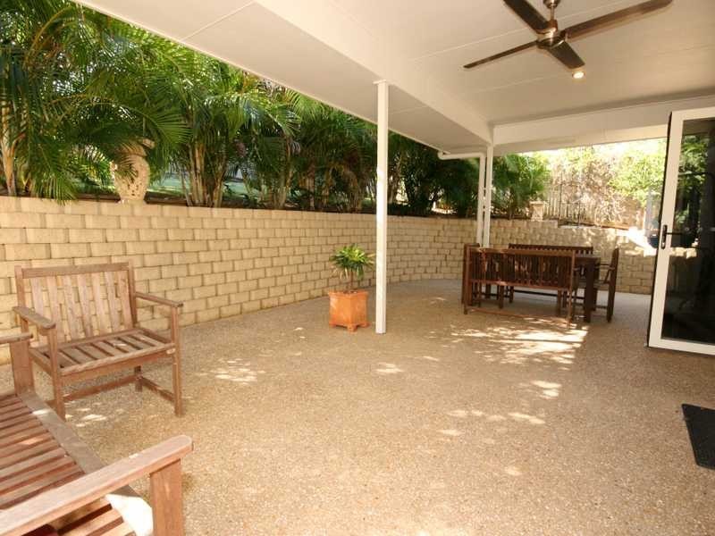 8 Sunset Drive, Jubilee Pocket QLD 4802