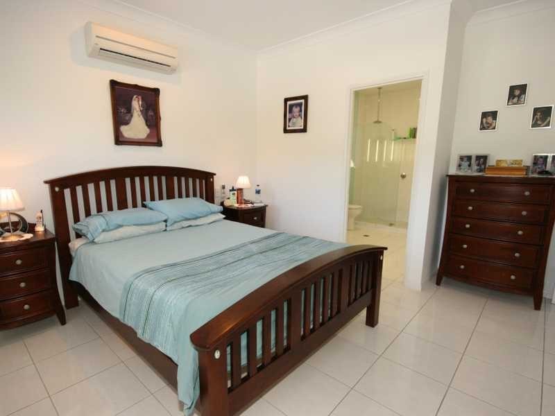 8 Sunset Drive, Jubilee Pocket QLD 4802