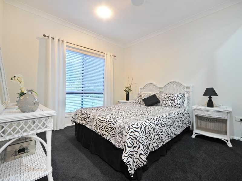 52 Valley Drive, Cannonvale QLD 4802