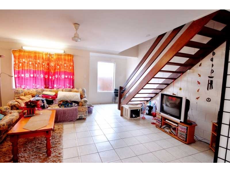 Unit 3/9 Salmon Street, Cannonvale QLD 4802