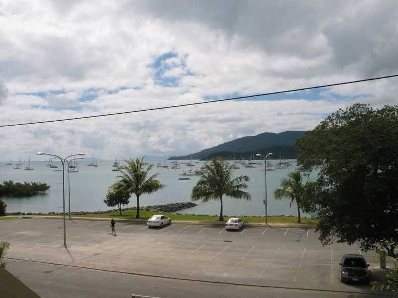 20 Broadwater Avenue, Airlie Beach QLD 4802