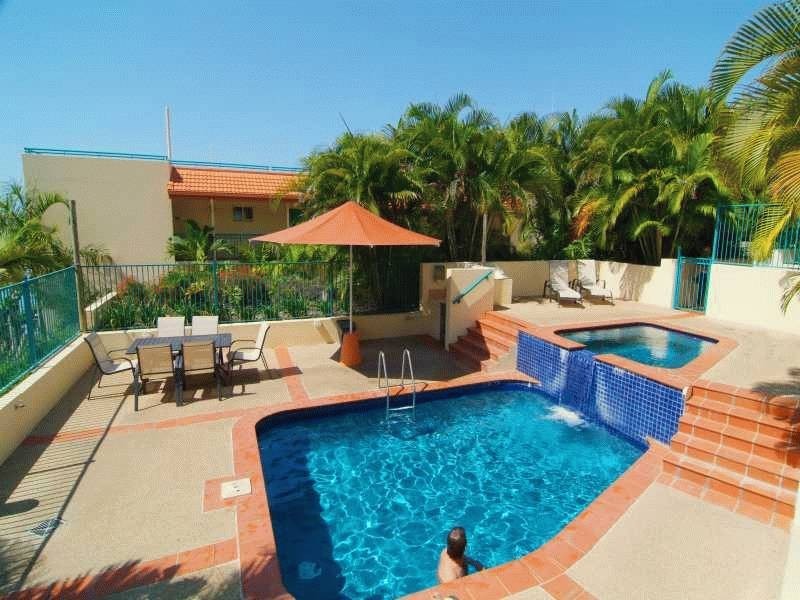 Unit 14 Shingley Beach Resort, Airlie Beach QLD 4802