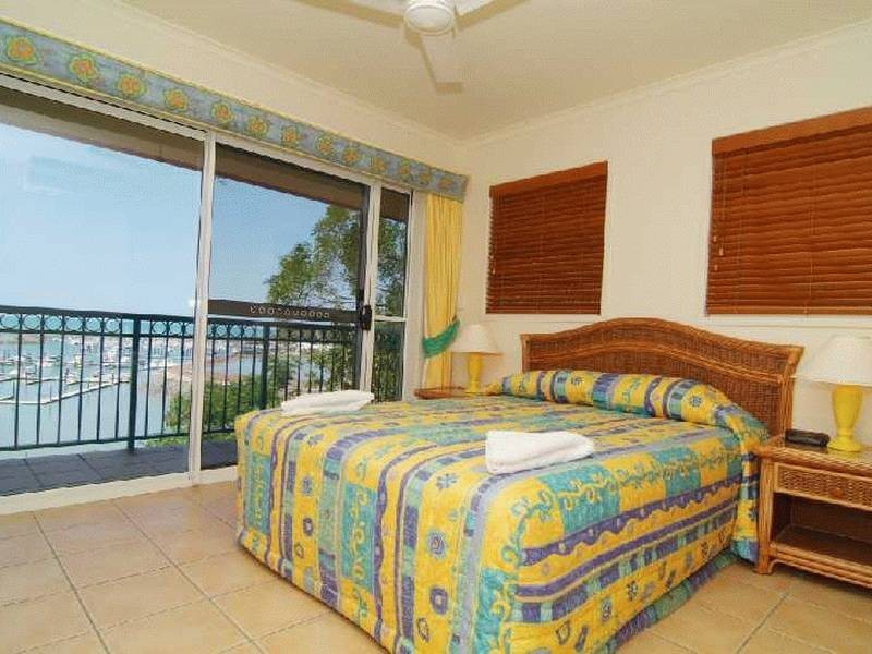Unit 14 Shingley Beach Resort, Airlie Beach QLD 4802