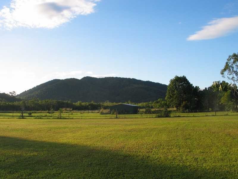 1058 Conway Rd, Conway QLD 4800
