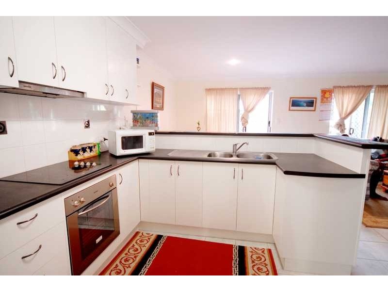 Unit 1/16 Banksia Court, Cannonvale QLD 4802
