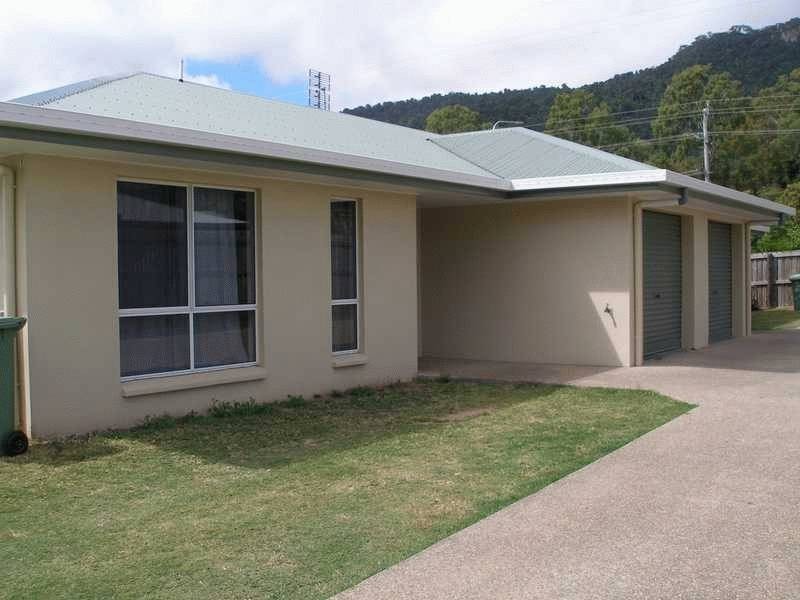 Unit 1 & 2/16 Banksia Court, Cannonvale QLD 4802