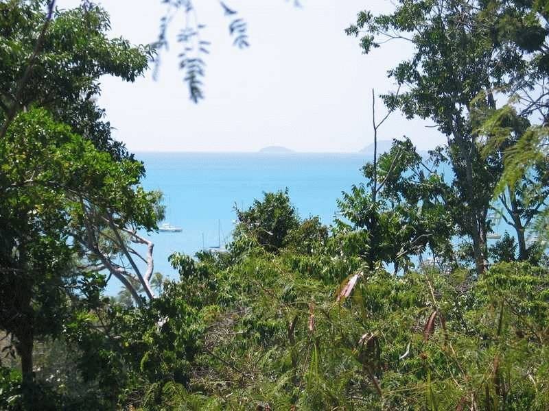 18 Waterson Way, Airlie Beach QLD 4802