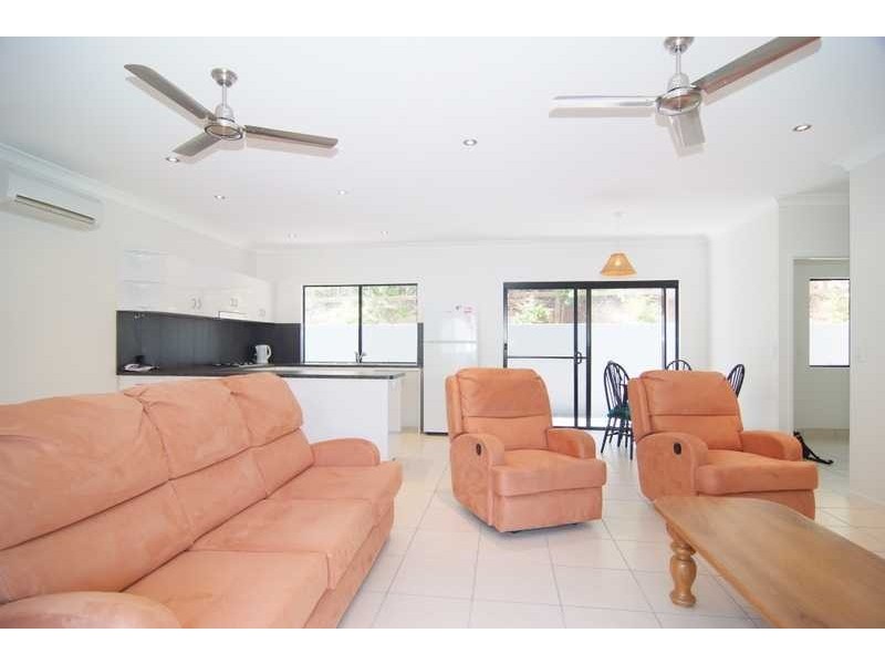 1 & 2/3 Shelter Court, Jubilee Pocket QLD 4802
