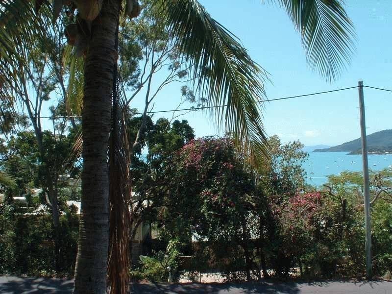 34 Airlie Crescent, Airlie Beach QLD 4802