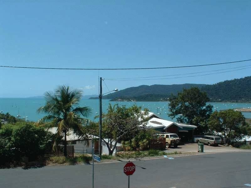34 Airlie Crescent, Airlie Beach QLD 4802