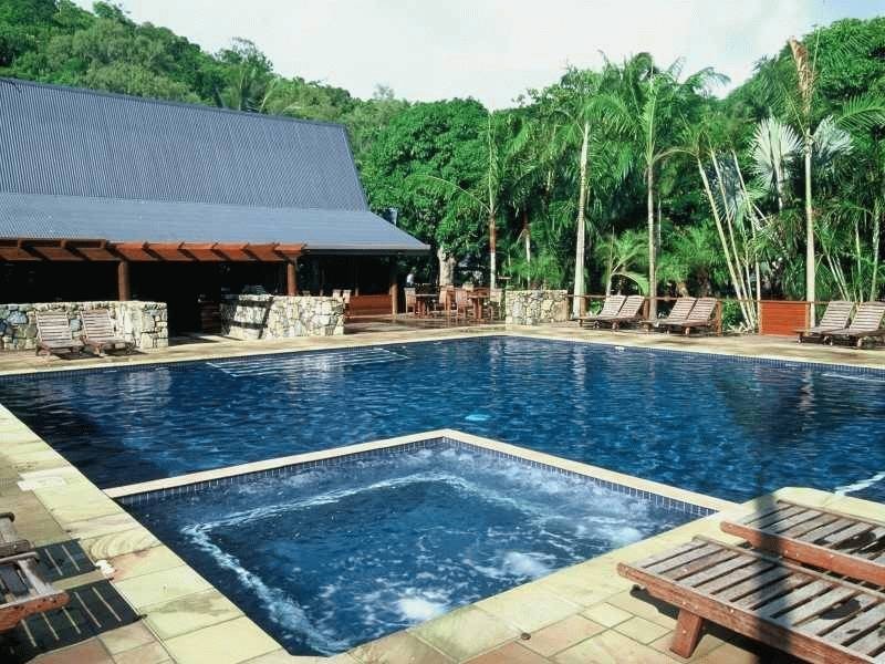 Unit 6/ Pepper Palm Bay, Long Island QLD 4741