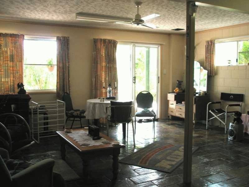 45 Manooka Drive, Cannonvale QLD 4802