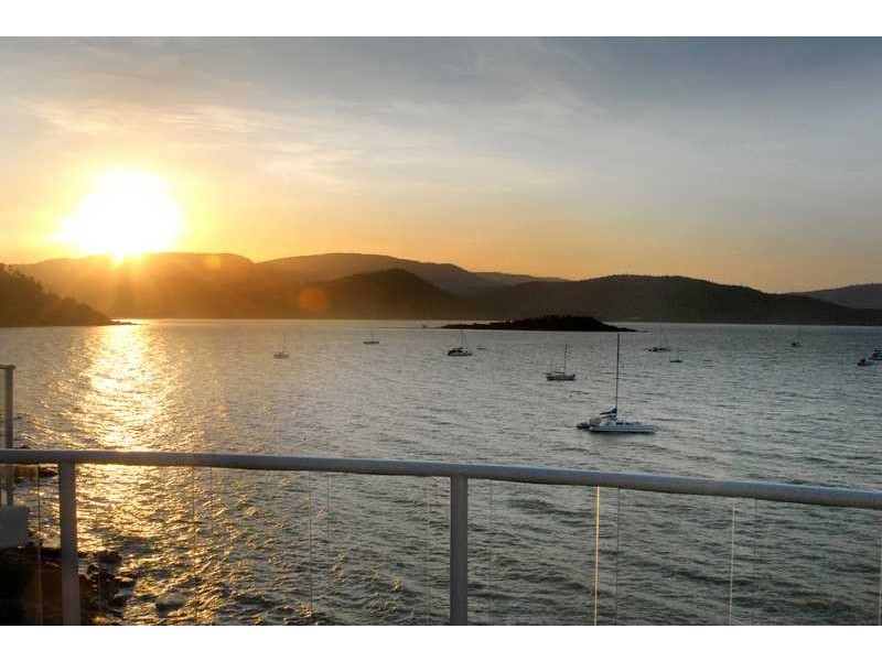 Unit 33/ Altman Avenue, Airlie Beach QLD 4802