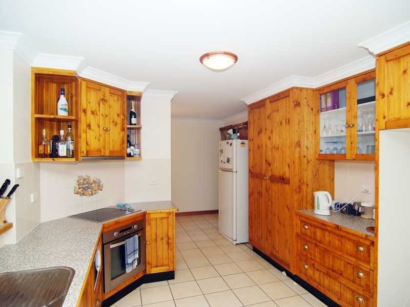 56 Valley Drive, Cannonvale QLD 4802