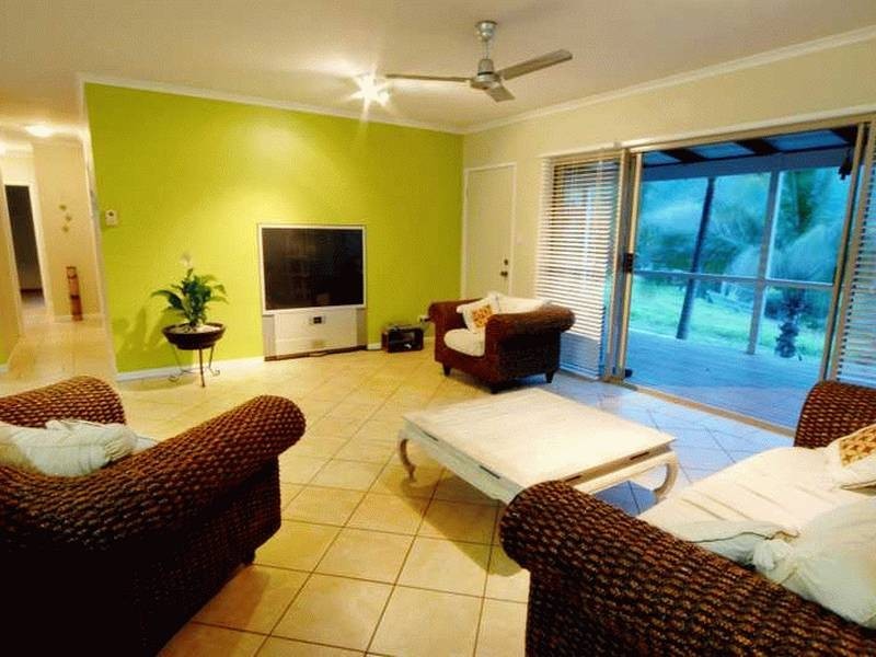 56 Country Road, Cannonvale QLD 4802