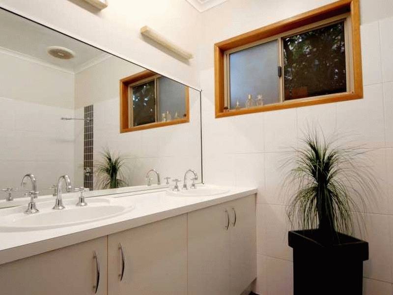 56 Country Road, Cannonvale QLD 4802