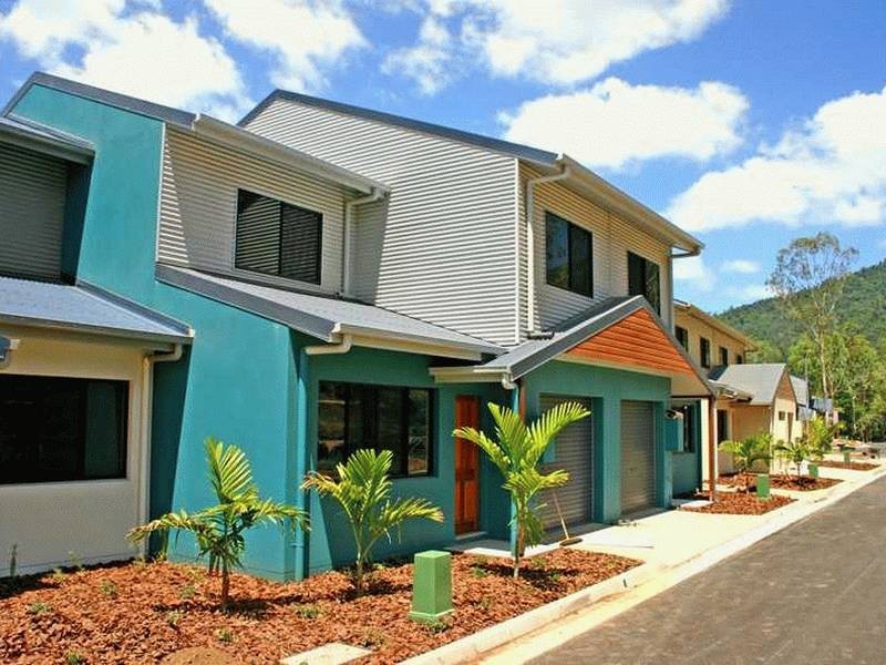 Unit 10/Grove Abell Road, Cannonvale QLD 4802