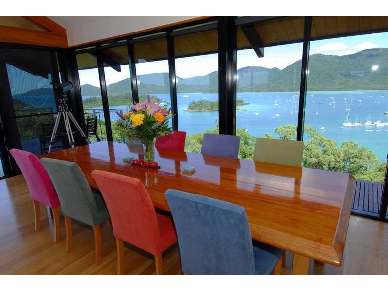 1 Neerim Crescent, Shute Harbour QLD 4802