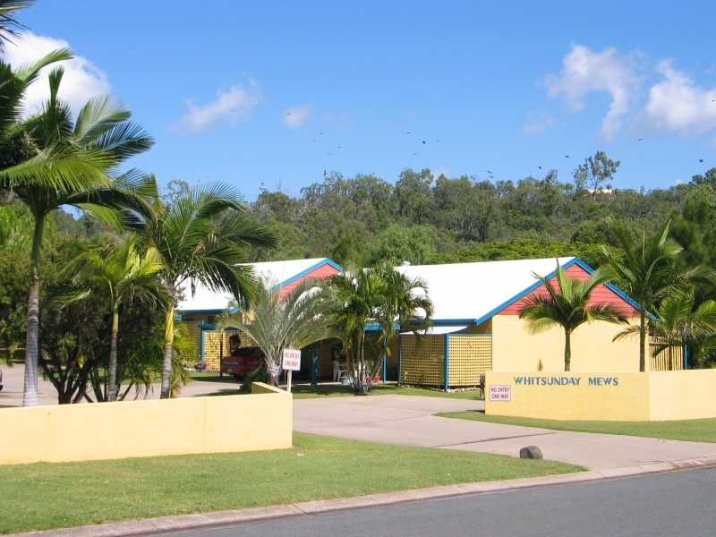 Unit 31/28 Island Drive, Cannonvale QLD 4802