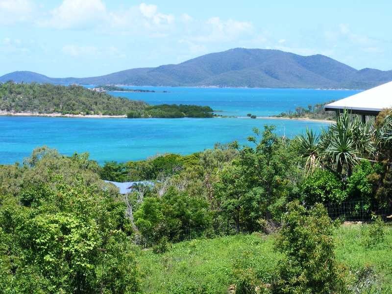 13 Olden Court, Hideaway Bay QLD 4800