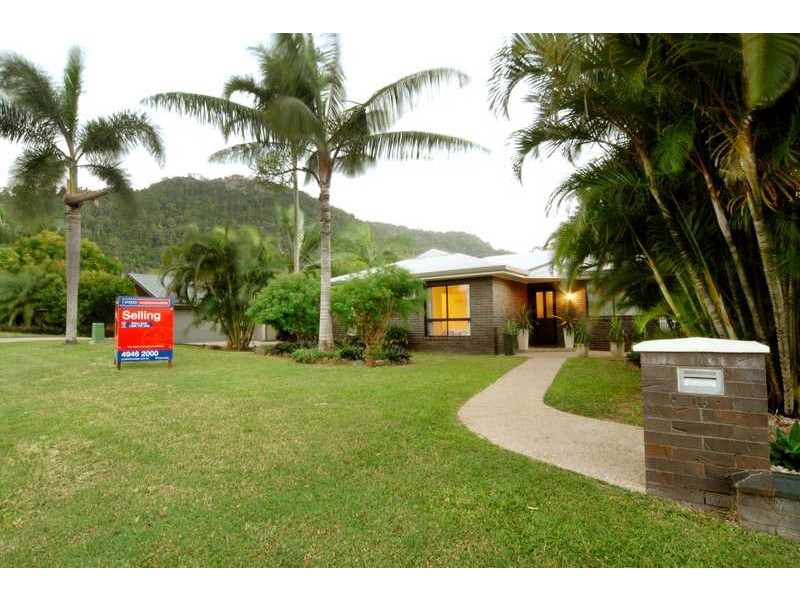 18 Panoramic Court, Cannonvale QLD 4802
