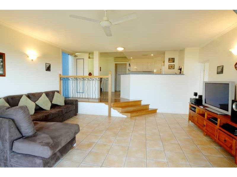 18/2 Nara Avenue, Airlie Beach QLD 4802