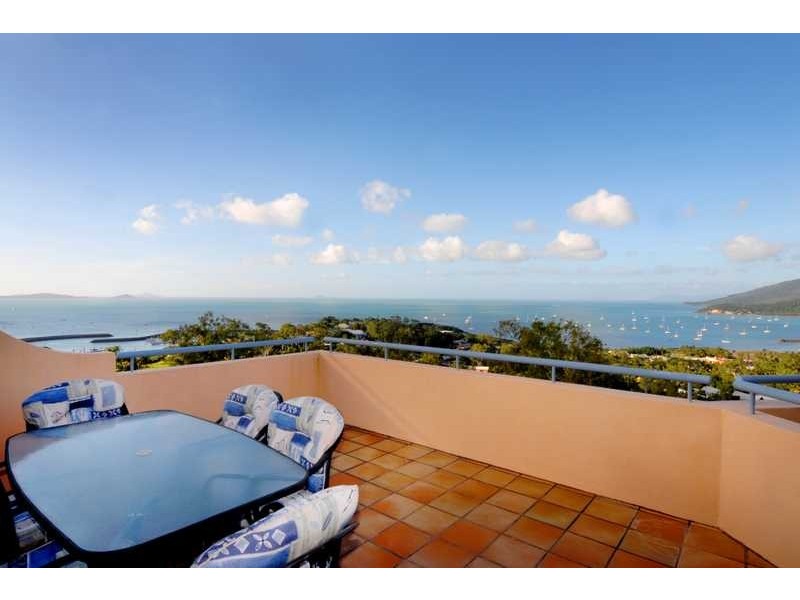 18/2 Nara Avenue, Airlie Beach QLD 4802