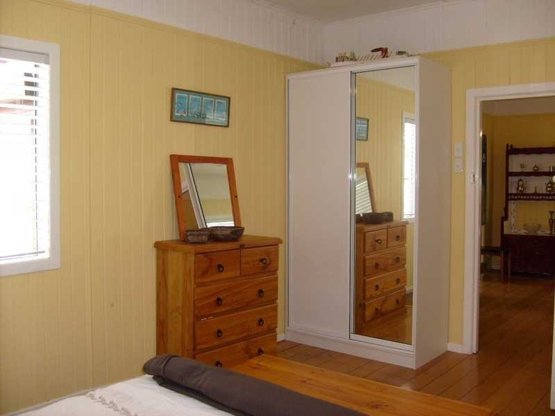 5 Barry Street, Proserpine QLD 4800