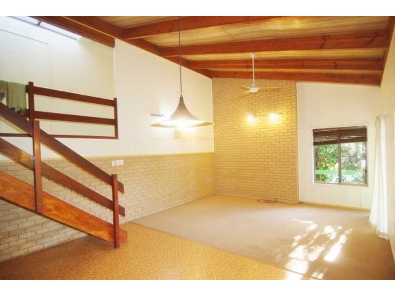 24 Usher Rd, Mount Julian QLD 4800