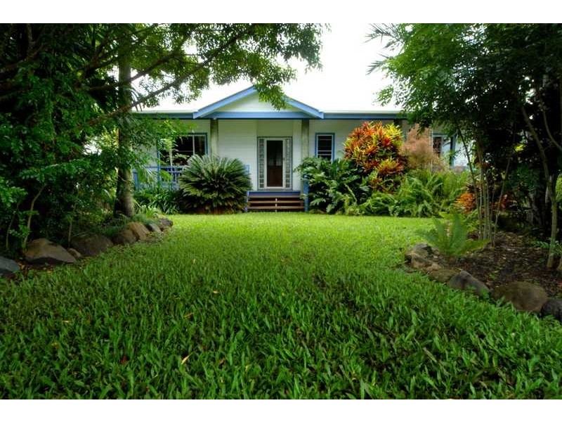 12 Panoramic Court, Cannonvale QLD 4802