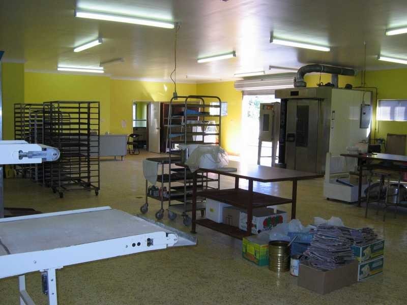 4 Commerce Close, Cannonvale QLD 4802