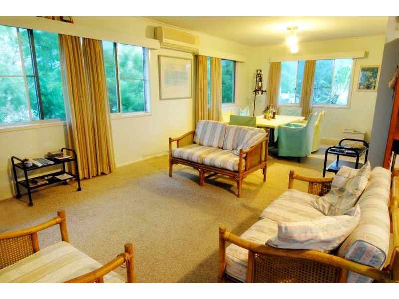 30 Airlie Crescent, Airlie Beach QLD 4802