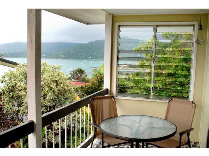 30 Airlie Crescent, Airlie Beach QLD 4802