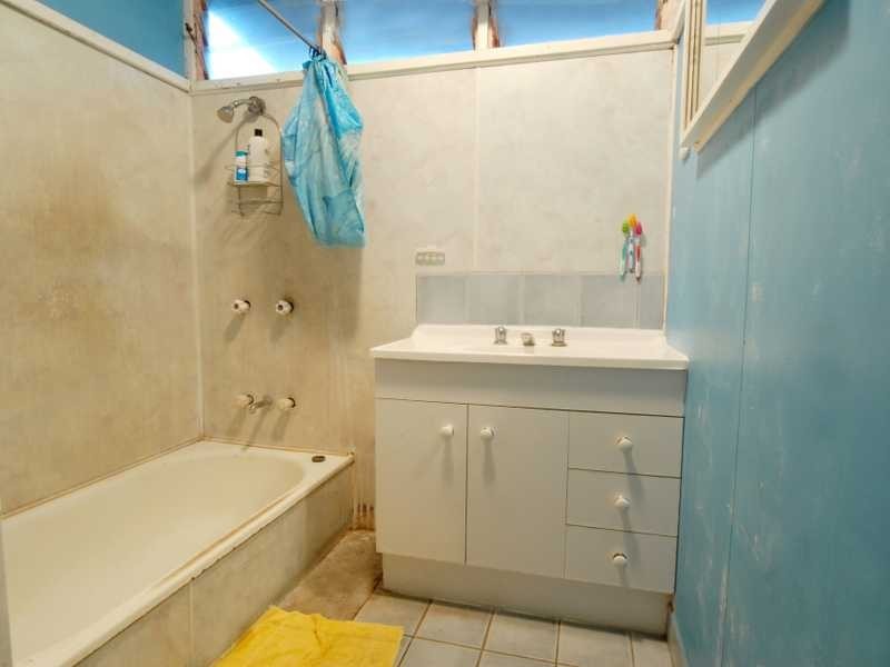 28 Plemenuk Rd, Mount Marlow QLD 4800