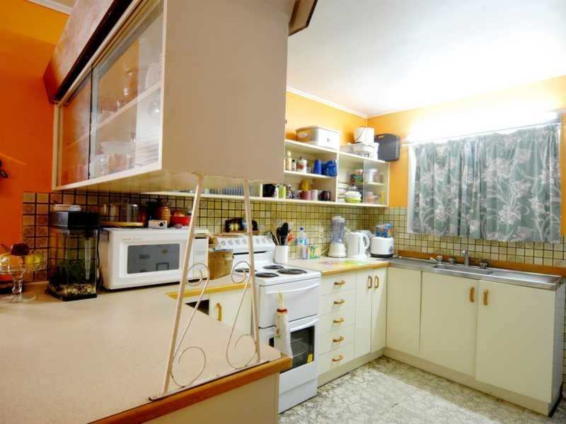 28 Plemenuk Rd, Mount Marlow QLD 4800