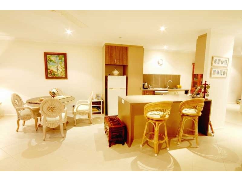 1/3 Wills Court, Cannonvale QLD 4802