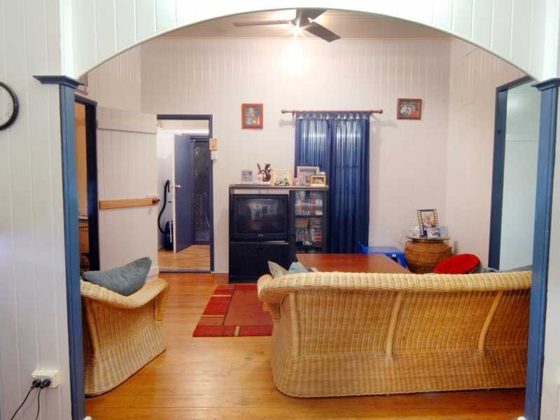 32 Ann Street, Proserpine QLD 4800